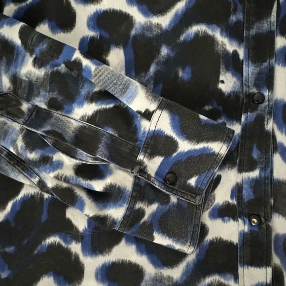 Sandro 100% Silk Button Down, Sz 2, Leopard Print - Picture 7 of 12
